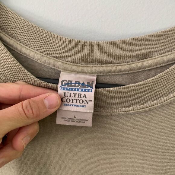 Gilden Golden Gate Bridge San Francisco CA Graphic T-shirt Beige Size L Unisex - Picture 6 of 6